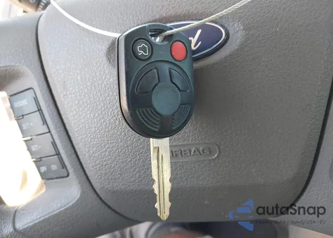 2006 Ford Fusion Se из США, поврежденный, VIN 3FAHP07136R145917